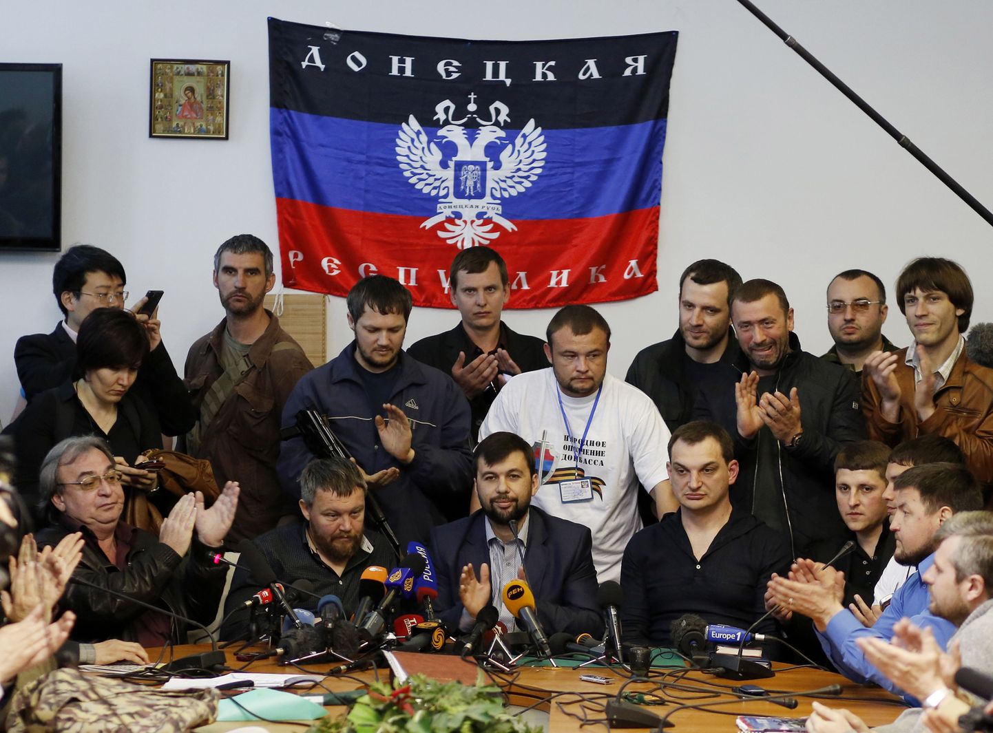 Venemeelset kogunemine Donetskis.