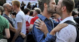Литва предоставила убежище двум геям, подвергшимся преследованиям в Чечне