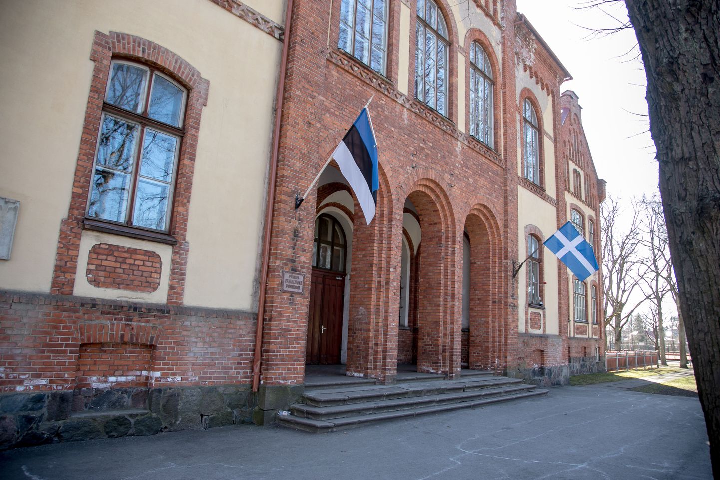 Pärnu Vanalinna põhikooli rekonstrueerimiseks eraldas ministeerium veidi üle 2,85 miljoni euro.