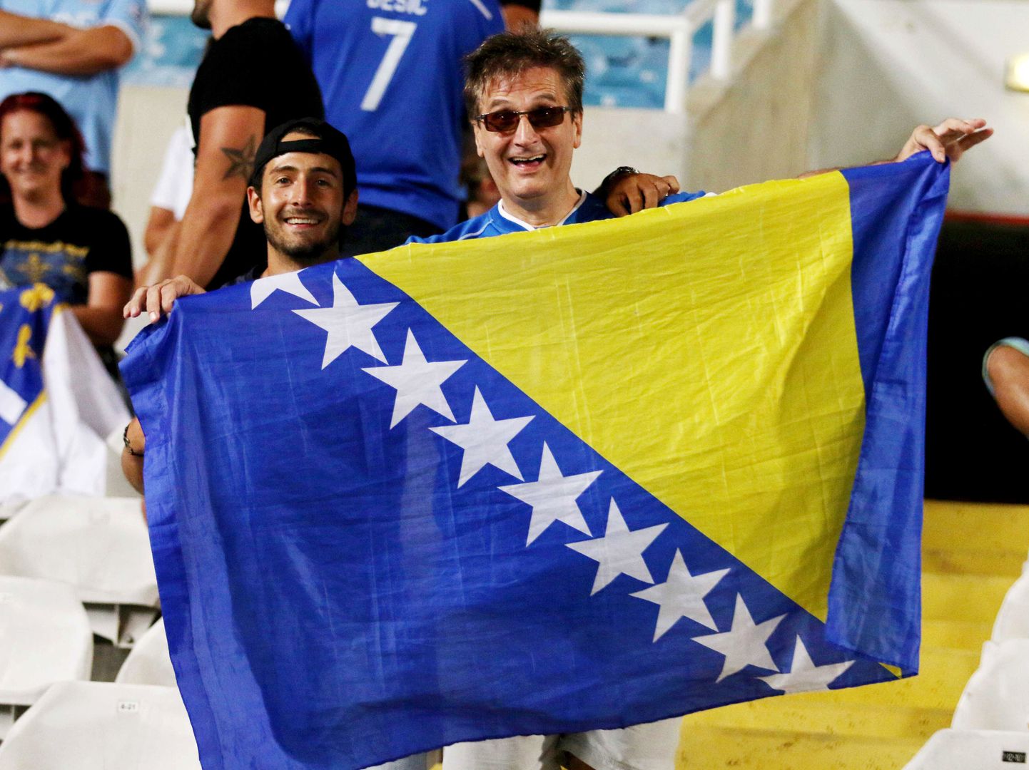 Bosnia ja Hertsegoviina jalgpallikoondise fännid.