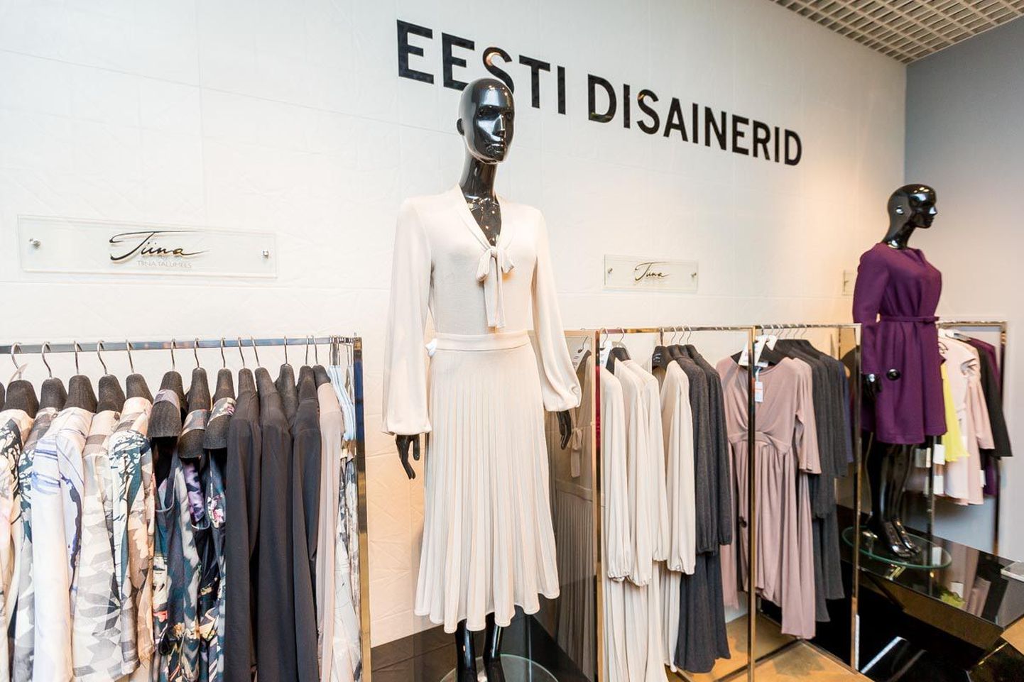 Одежда от эстонских дизайнеров в универмаге Kaubamaja соседствует с вещами модельеров с мировым именем и ничуть не уступает им в цене.