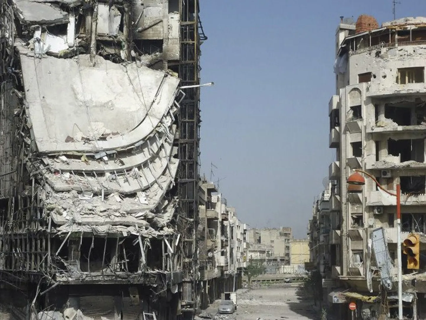 Juret al-Shayahi rajoon Homsis pärast Süüria valitsusvägede rünnakut 10. aprillil.