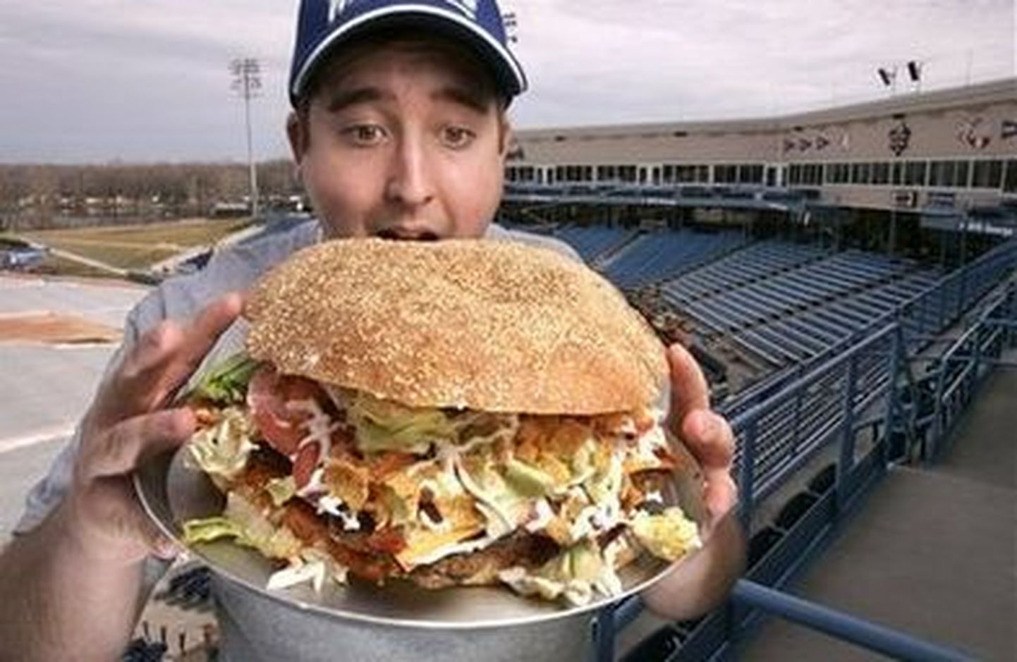 Ülisuur hamburger sisaldab 4800 kilokalorit