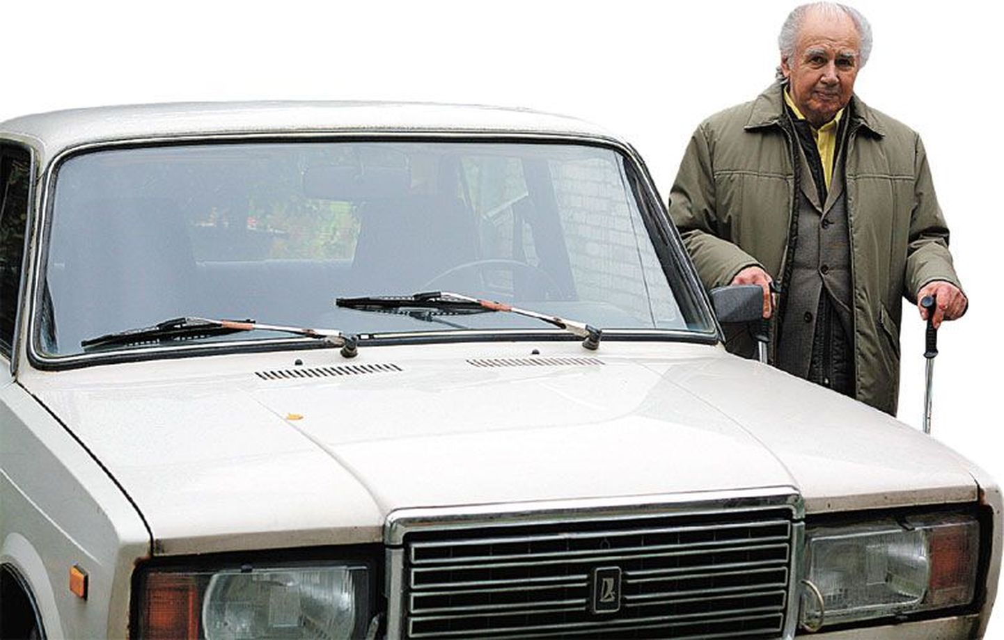 Ülo Mäe sõidab siiani Lada-autoga, mille ostmiseks ta sai oma kinnitusel loa Edgar Savisaare valitsuselt