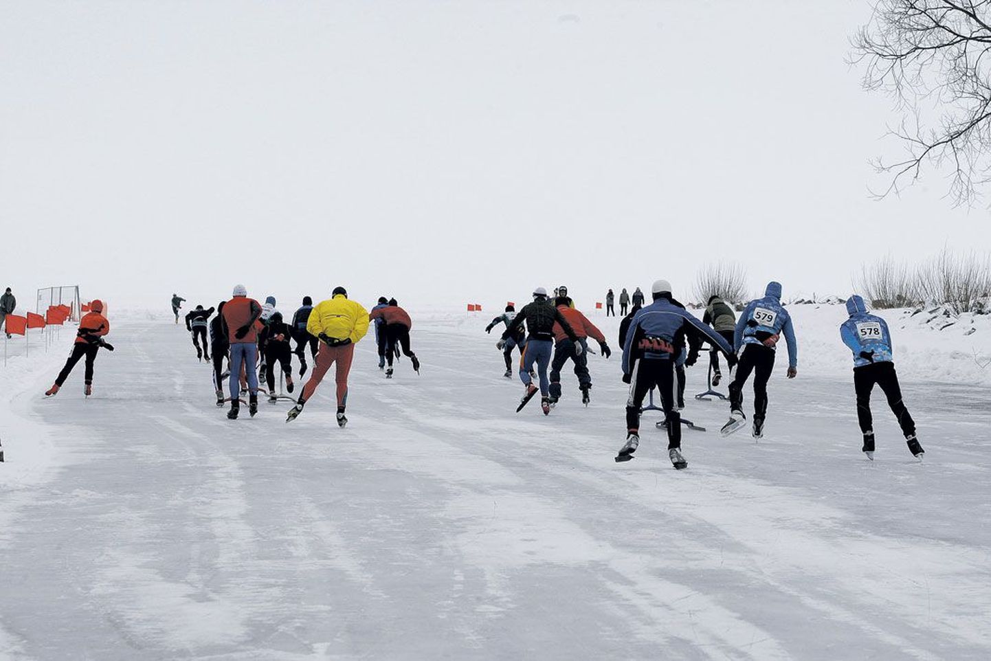 Pildil Kalevipoja III uisumaraton, mis sõideti 28. veebruaril 2009.
