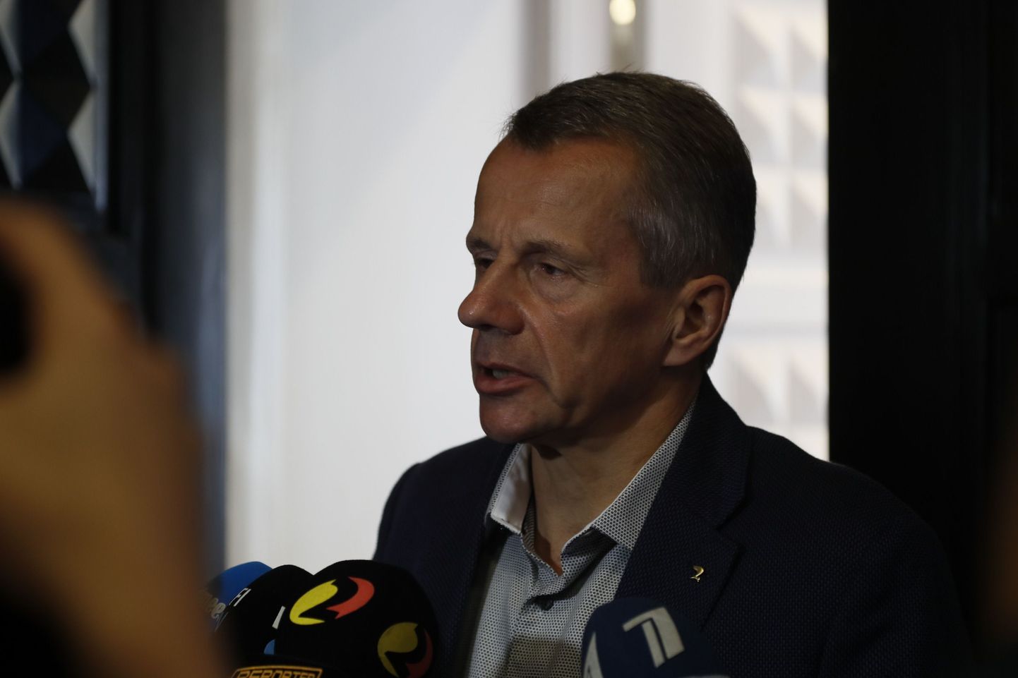 Jürgen Ligi kinnitati välisministri, Maris Lauri haridus- ja teadusministri kandidaadiks.