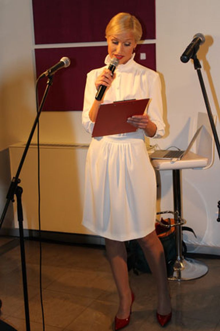 RFW atklāšanas ballīti vadīja aktrise Zane Vaļicka 