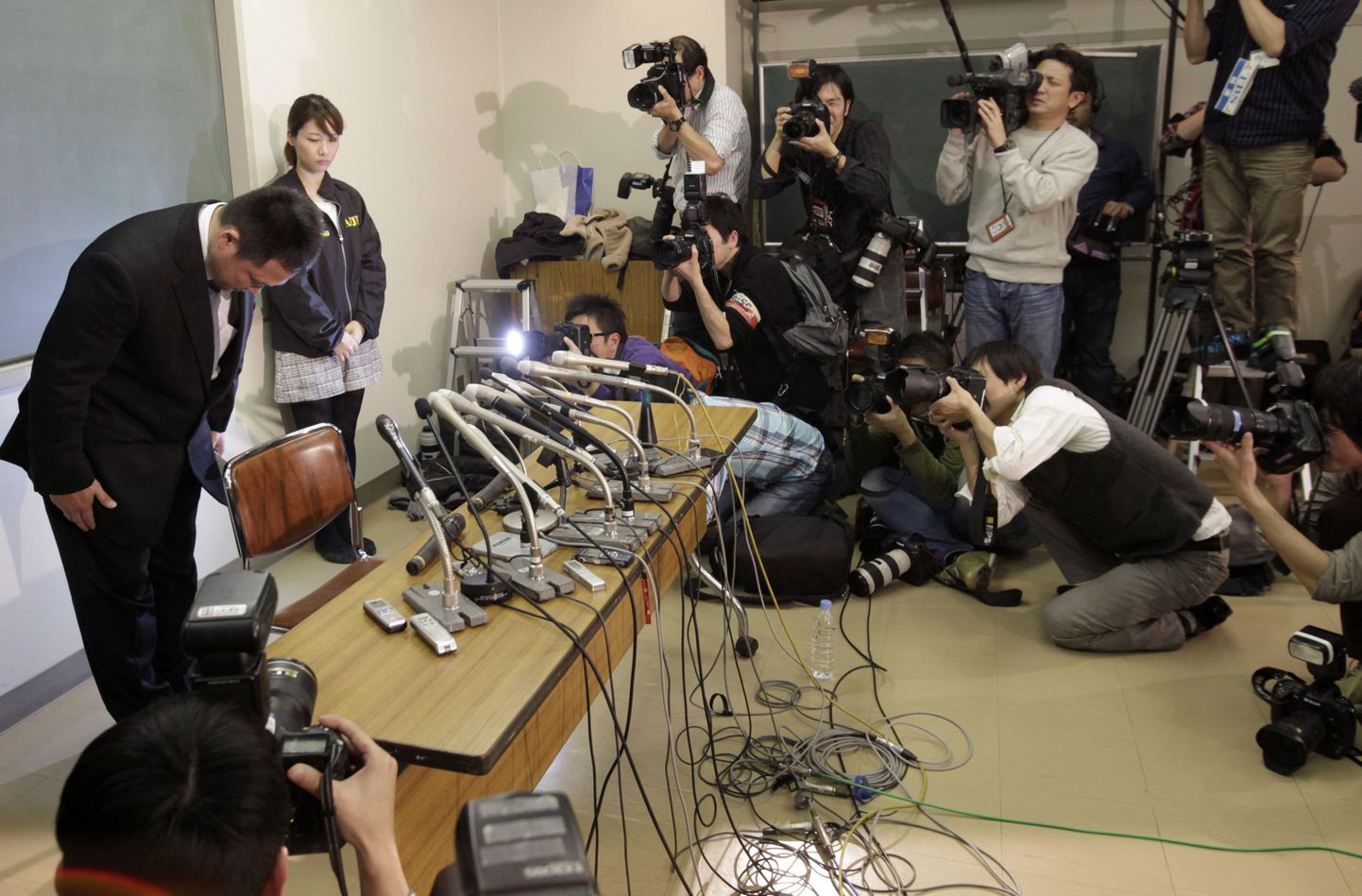 Jaapani judkoondise treener Ryuji Sonoda (vasakul) oli sunnitud jaanuaris hoolealuste peksmise tõttu ametist taanduma.