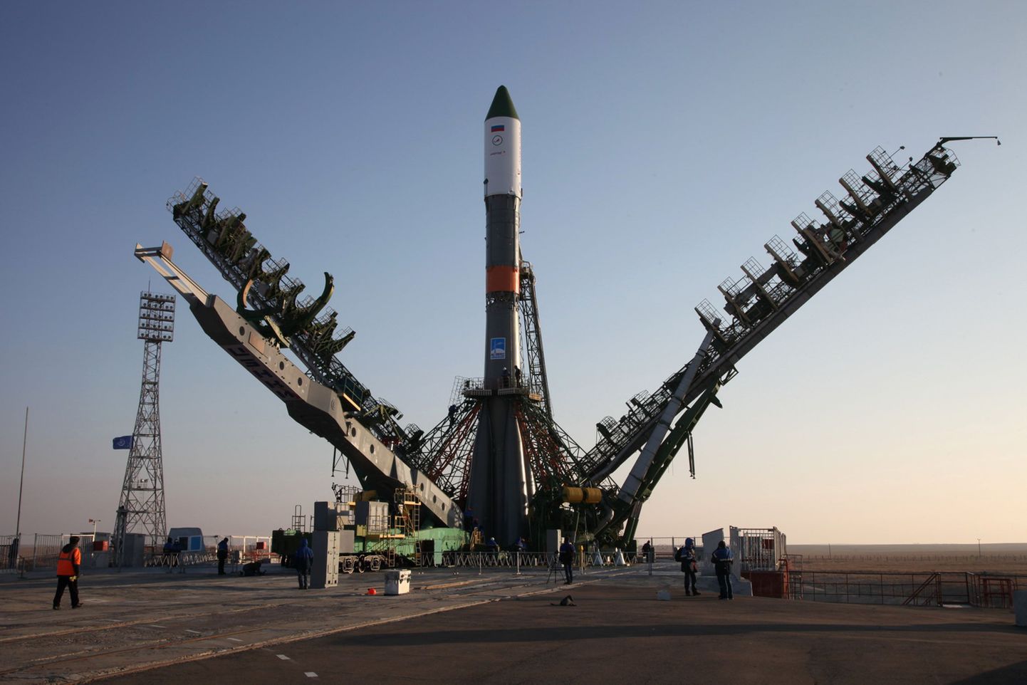Sojuz-U ja rakett Progress MS-04 Bajkongõri kosmodoomil.