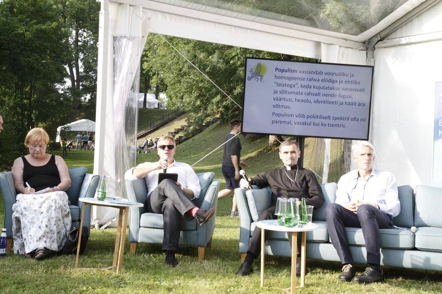Vasakult paremale: Tarja Halonen, Keit Kasemets, Philippe Jourdan ja Mikko Fritze.