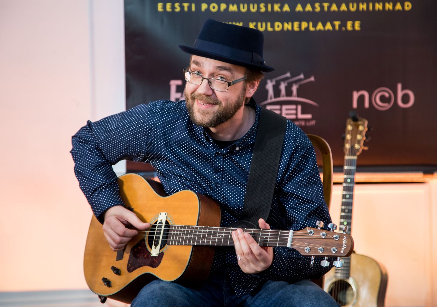 Andres Roots mängis märtsi algul popmuusika aastaauhindade Kuldne Plaat jagamisel.