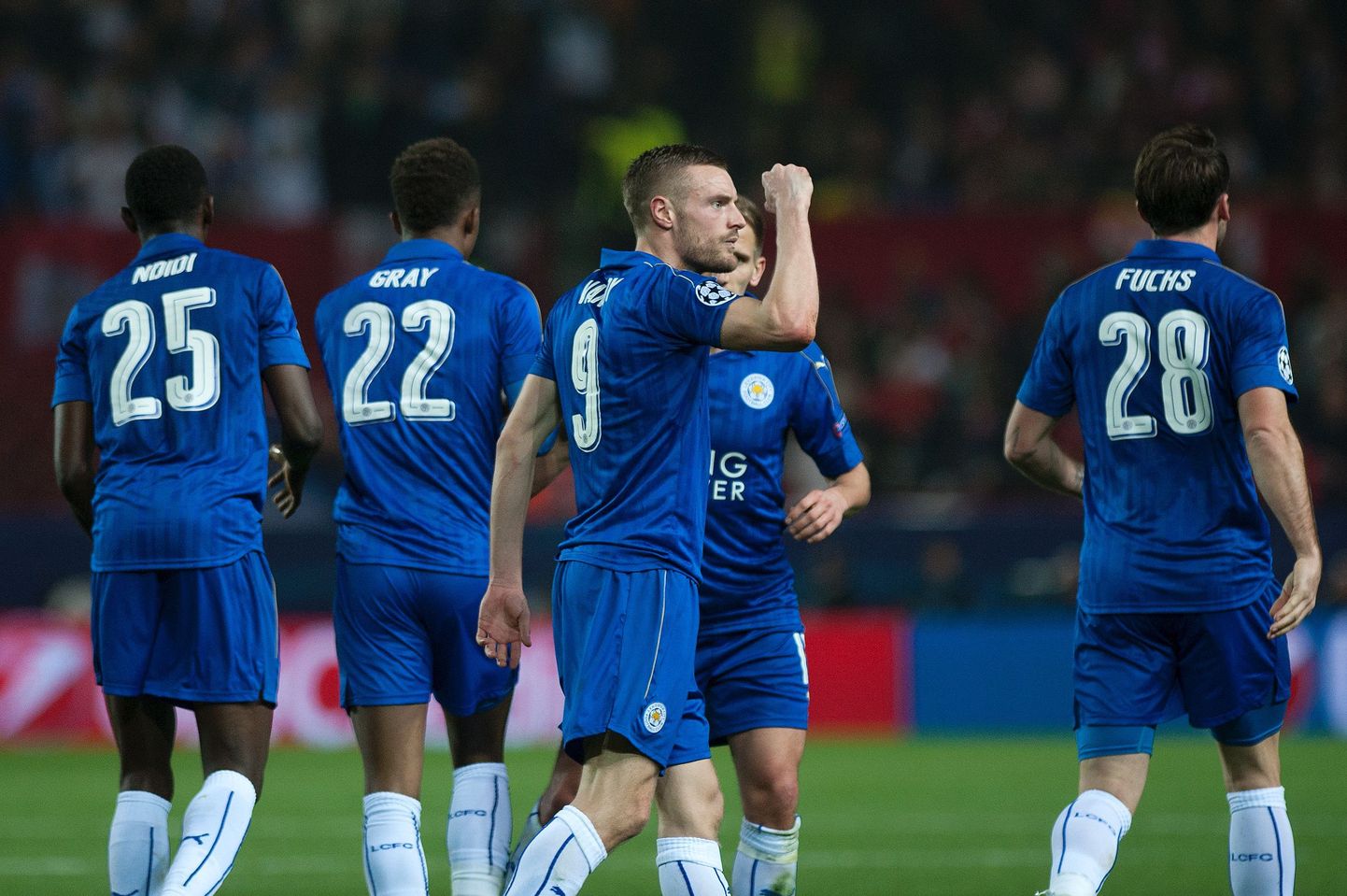2016. aastal muinasjutulisel moel Inglismaa jalgpallimeistriks kroonitud Leicester City jõudis Meistrite liigas veerandfinaali ja teenis hooajaga 78,1 miljonit eurot.