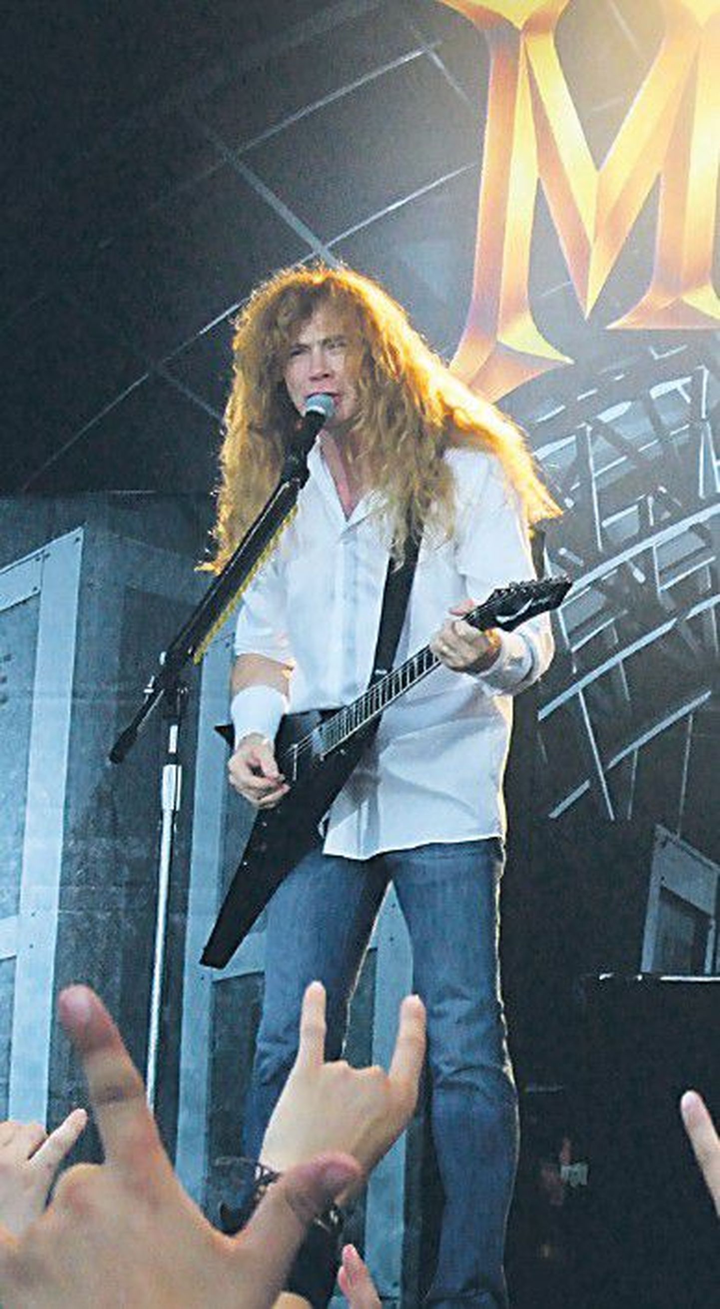Солист Megadeth Дэйв Мастейн дал мощный концерт.