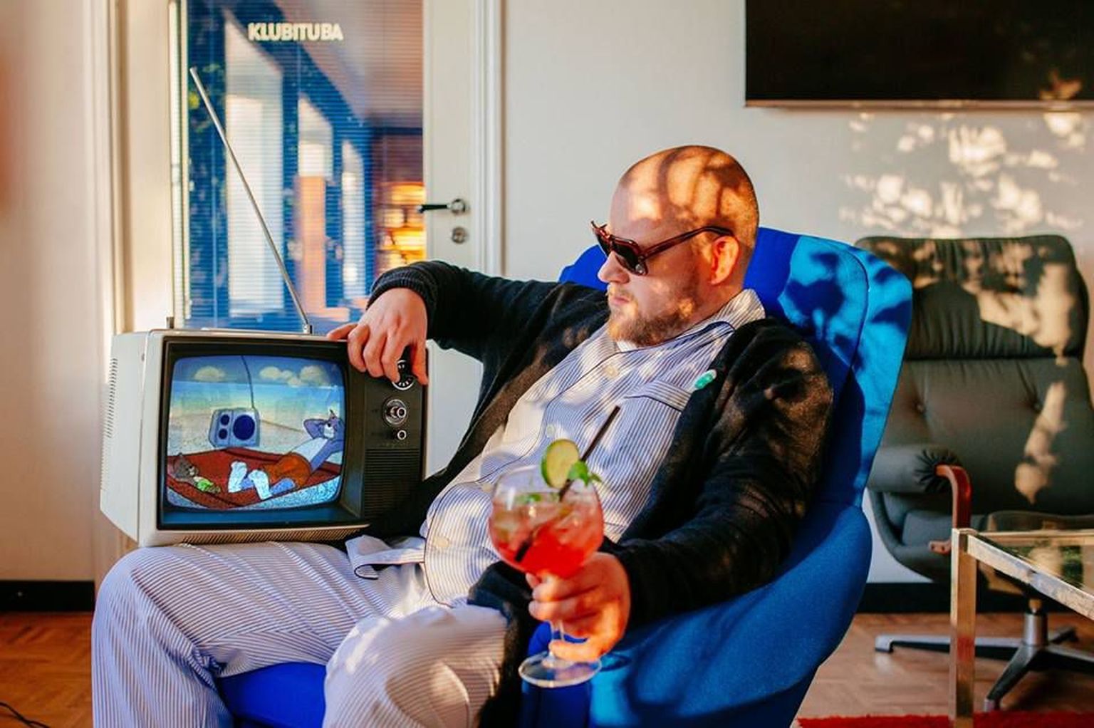 Erinevate Tubade Klubi ja Cabaret Rhizome avavad oaasi laupäevitajaile