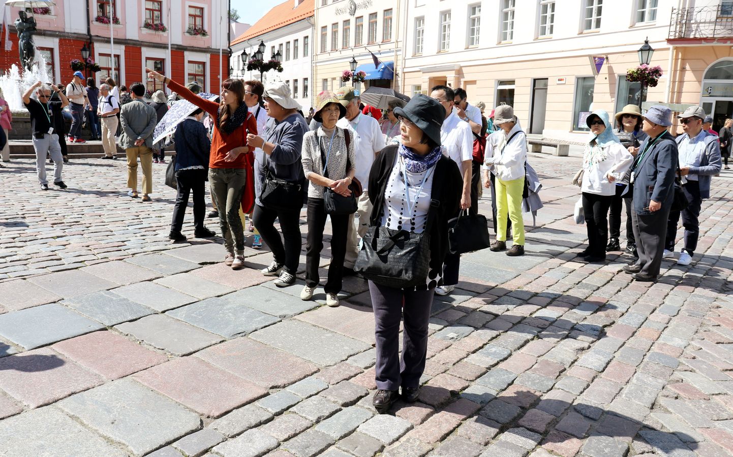 Японские туристы в Тарту.