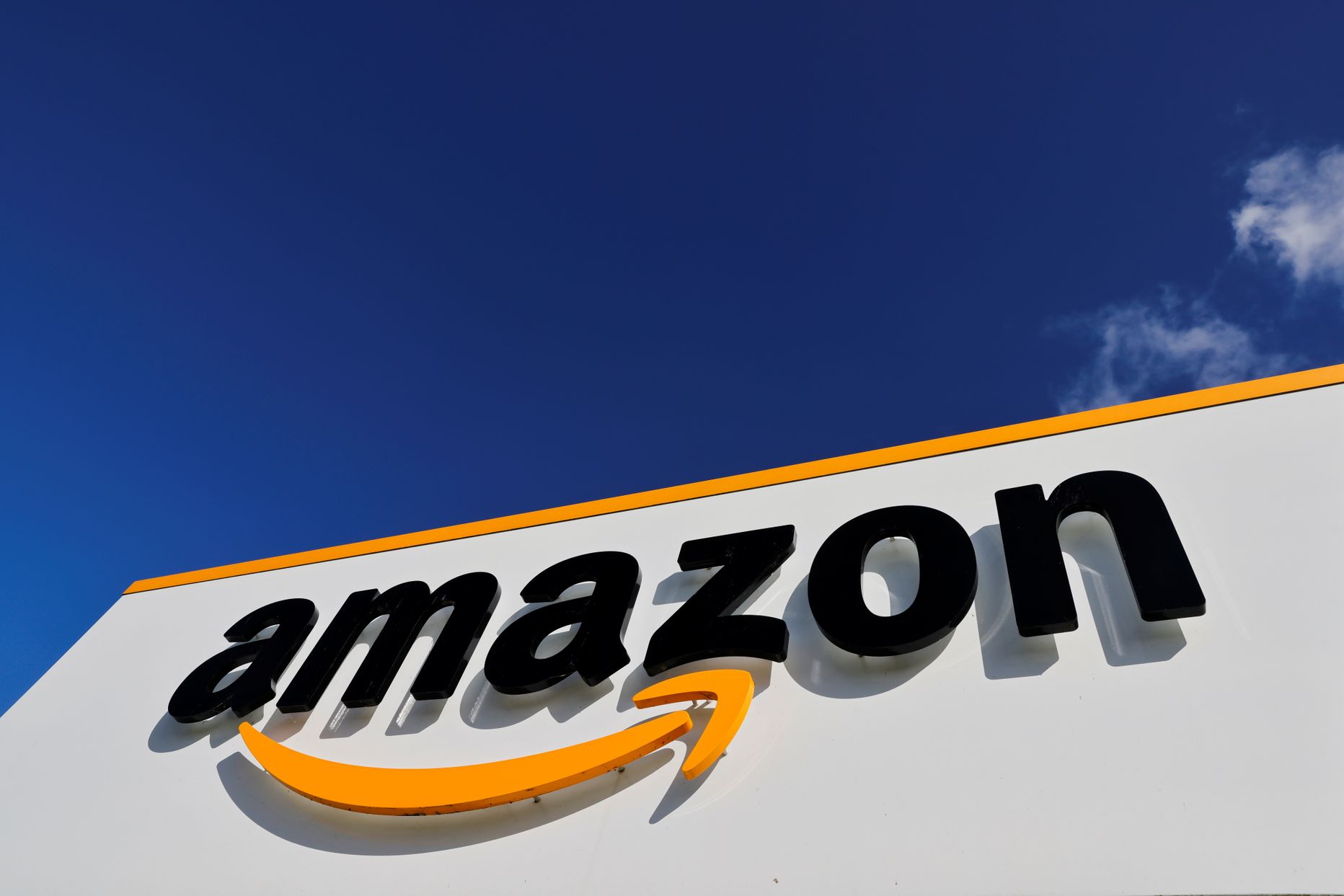 Amazoni logo.
