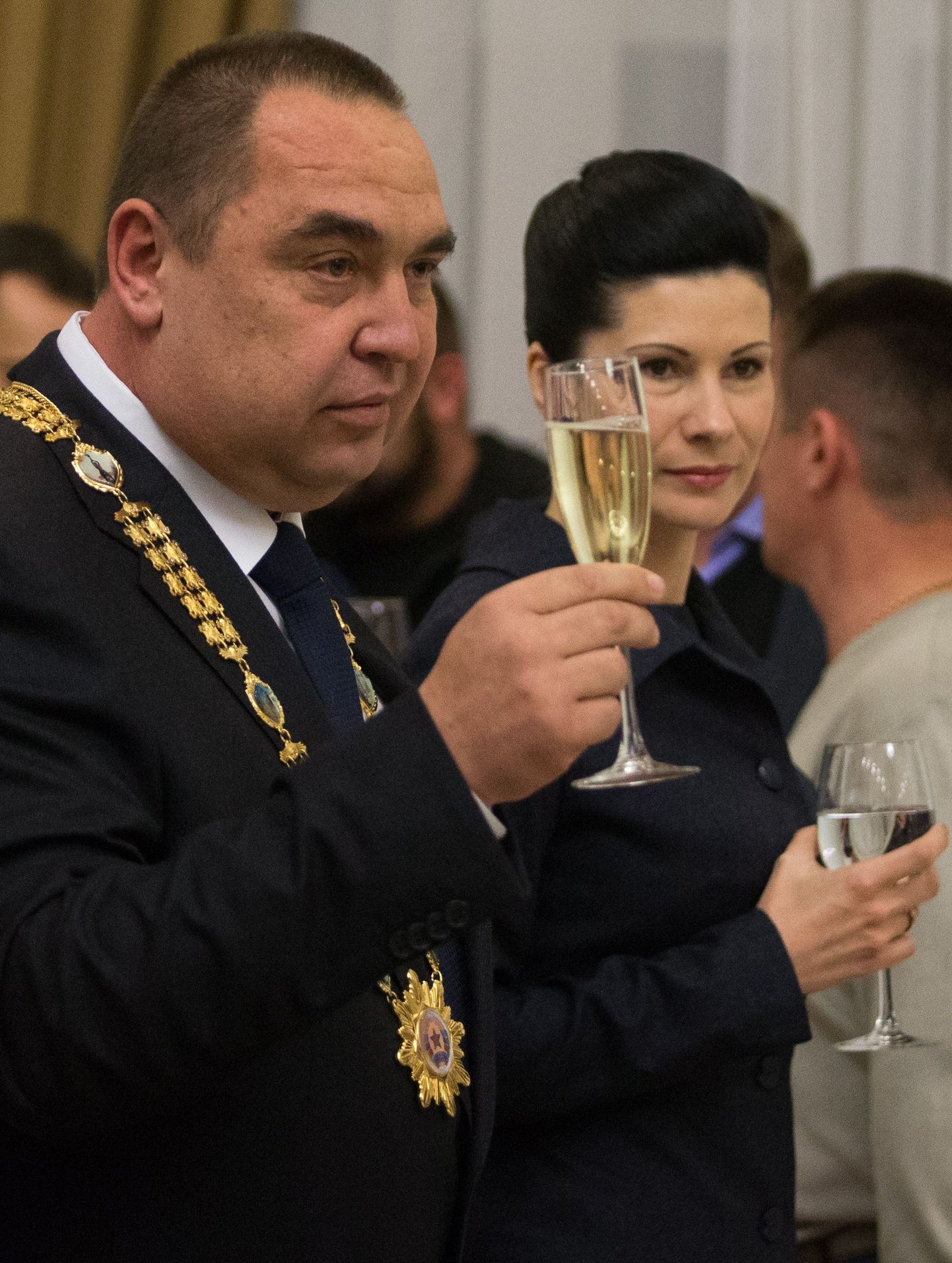 Olematu Luganski rahvavabariigi juht Igor Plotnitski koos abikaasa Larissaga 4. novembril.