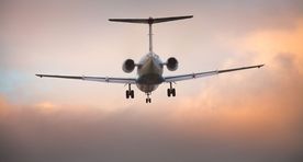 Назван самый дешевый для авиаперелетов день в 2017 году