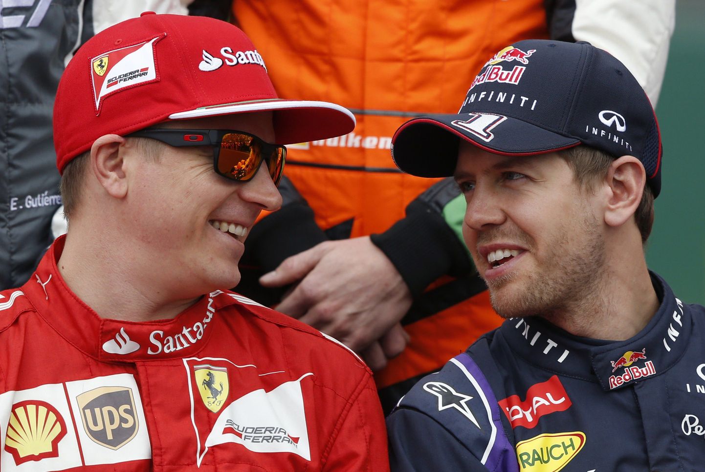 Kimi Räikkönen (vasakul) ja Sebastian Vettel.