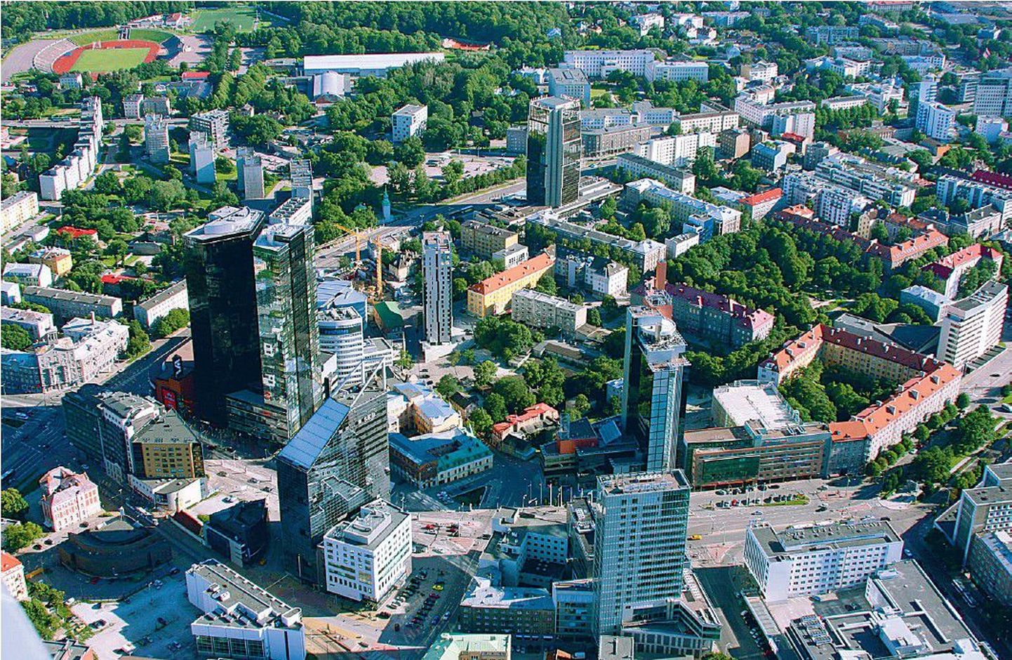 Selline näeb välja tornmaju täis pikitud Tallinna südalinn Tartu maantee, Rävala puiestee ja Liivalaia tänava vahel.