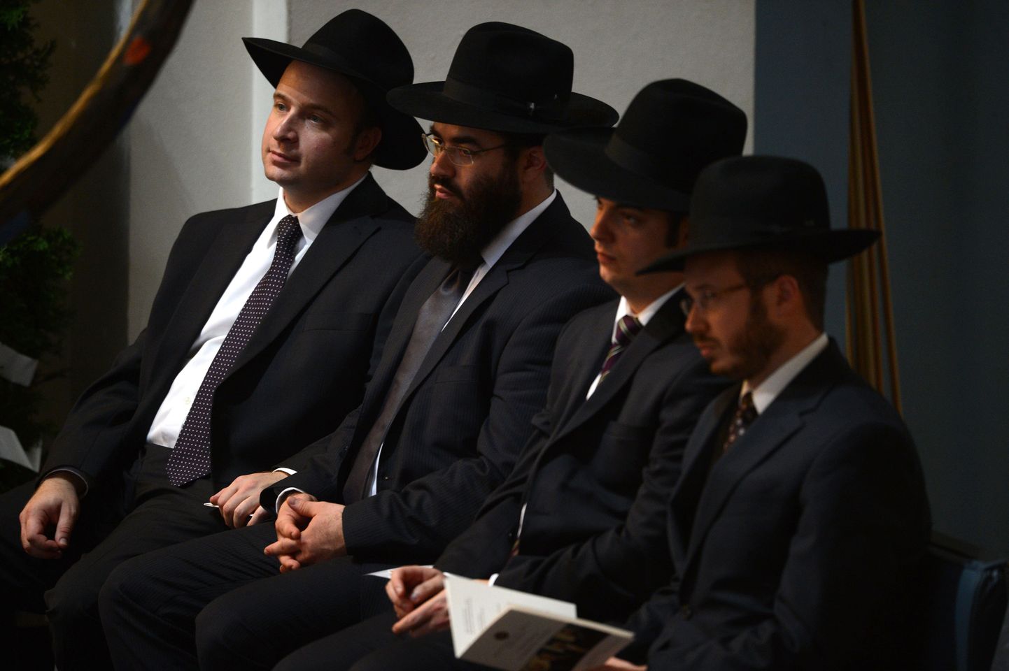 Juudi rabid traditsioonilises peakattes