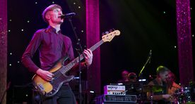 Elu24 video! Karl-Erik Taukar: noortele tüdrukutele on basskitarri mäng arusaamatu pumpsutamine