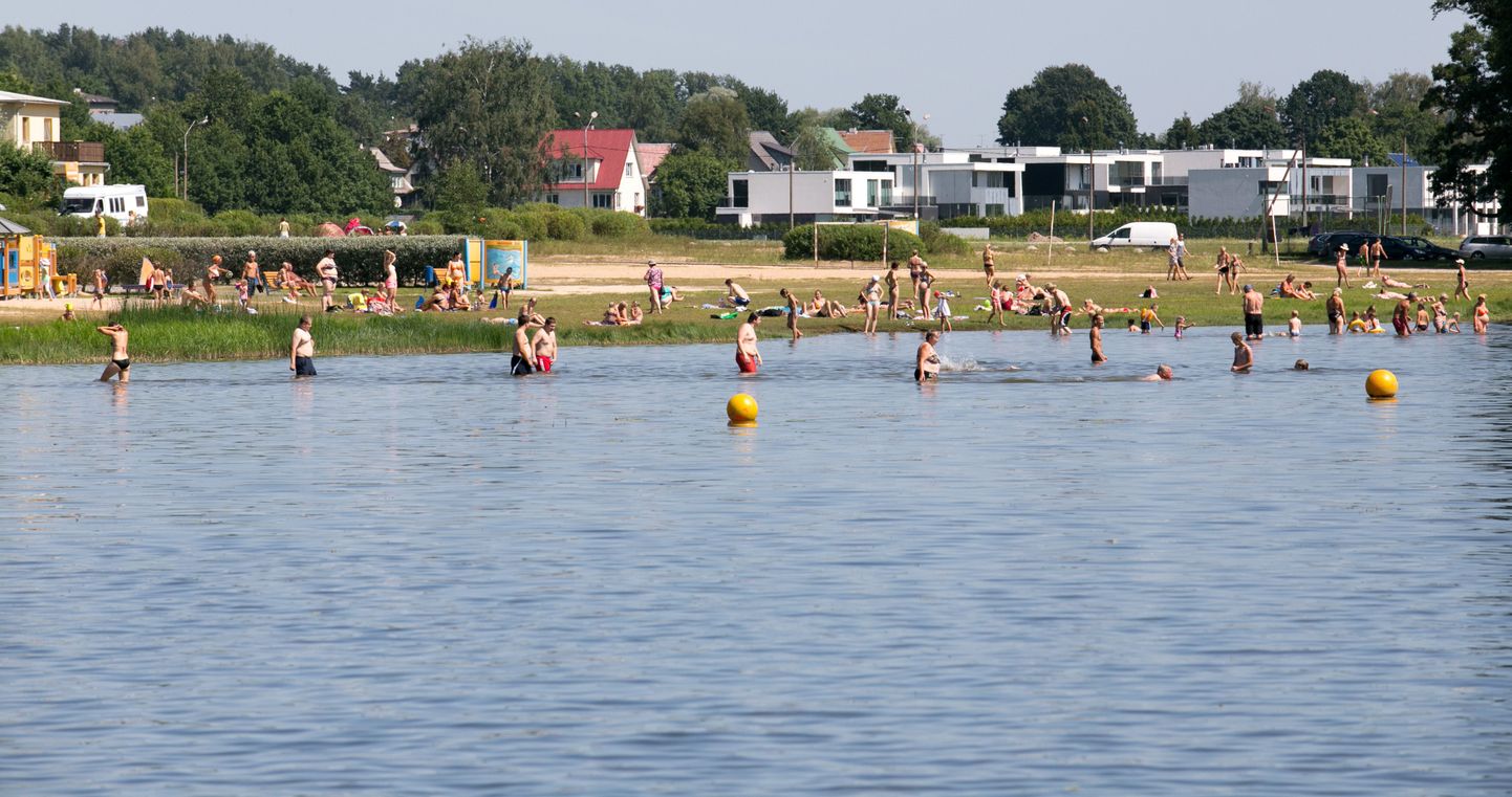 Soe ilm. Viljandi järve rand.

ELMO RIIG/SAKALA/