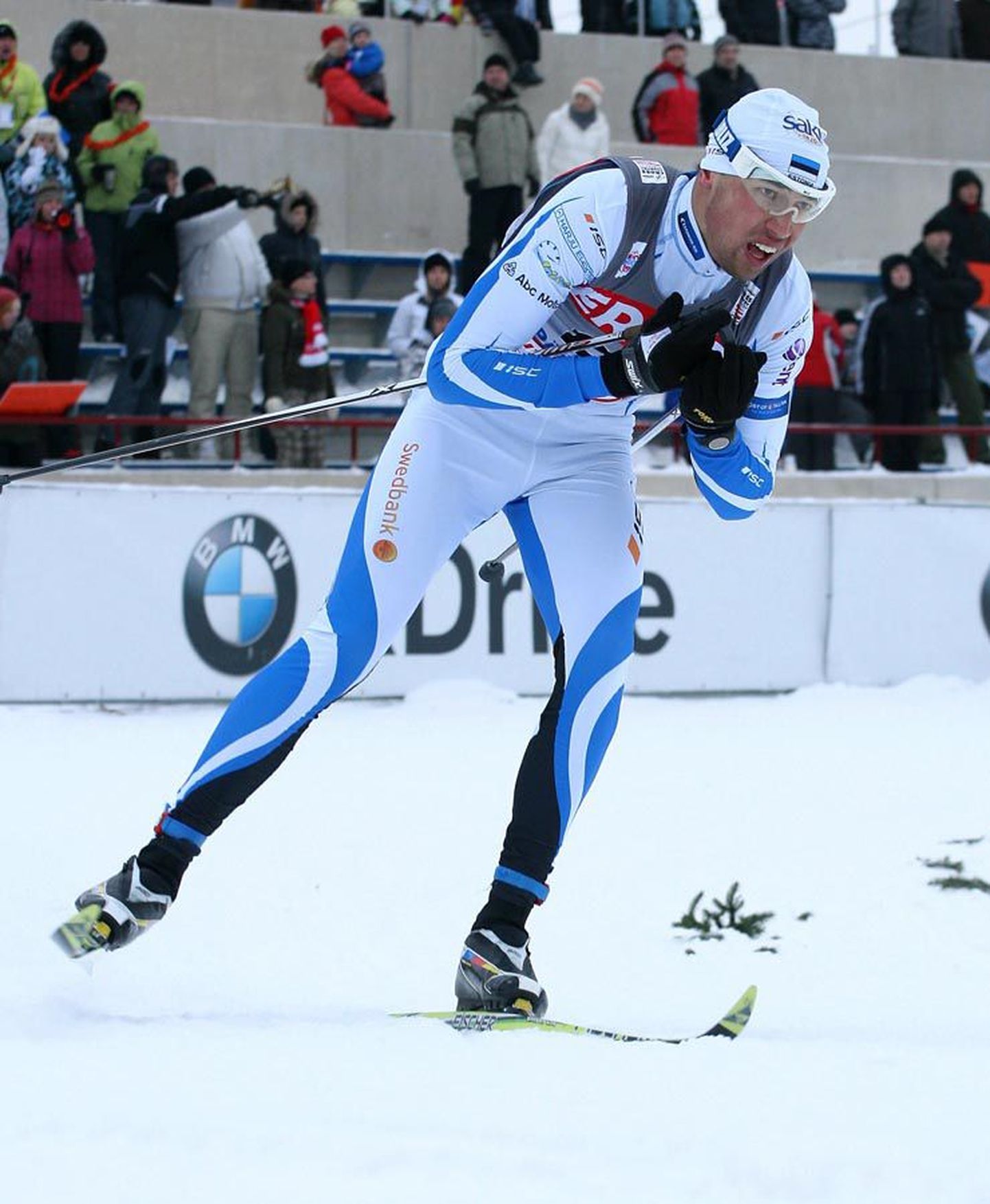 Algo Kärp koges taas ebaõnne: päev enne «Tour de Ski» algust kukkus ta treeningul ja põrutas tugevalt õlga.