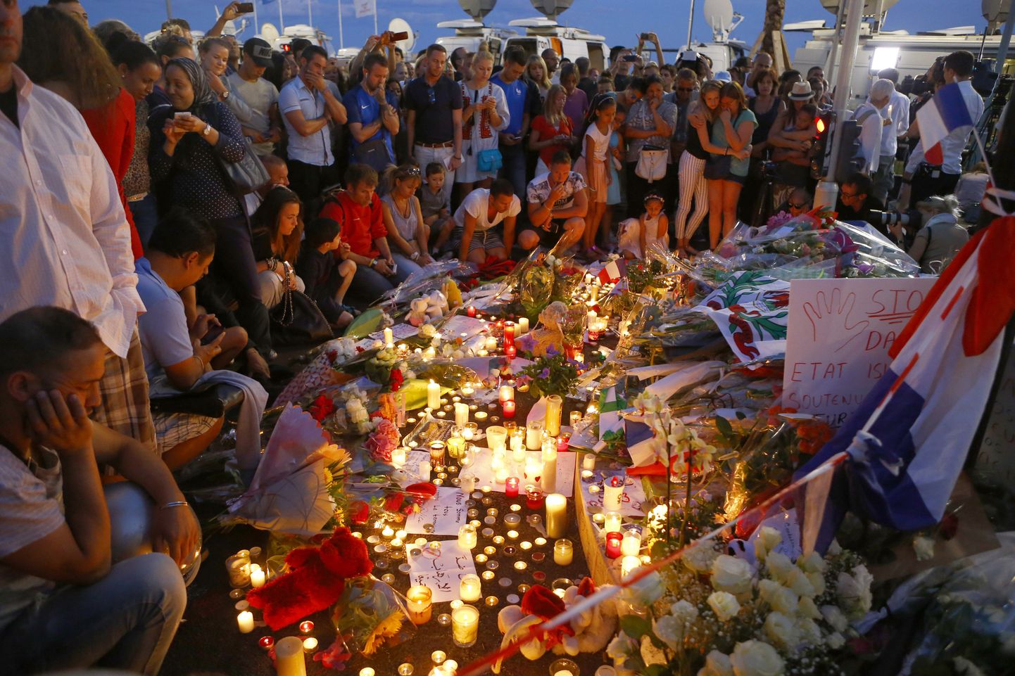 Nice'i rünnaku ohvrite mälestamine