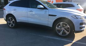Вау! Когда мы узнали, сколько стоит новый Jaguar популярного радиоведущего, то чуть не позеленели от зависти (ФОТО)