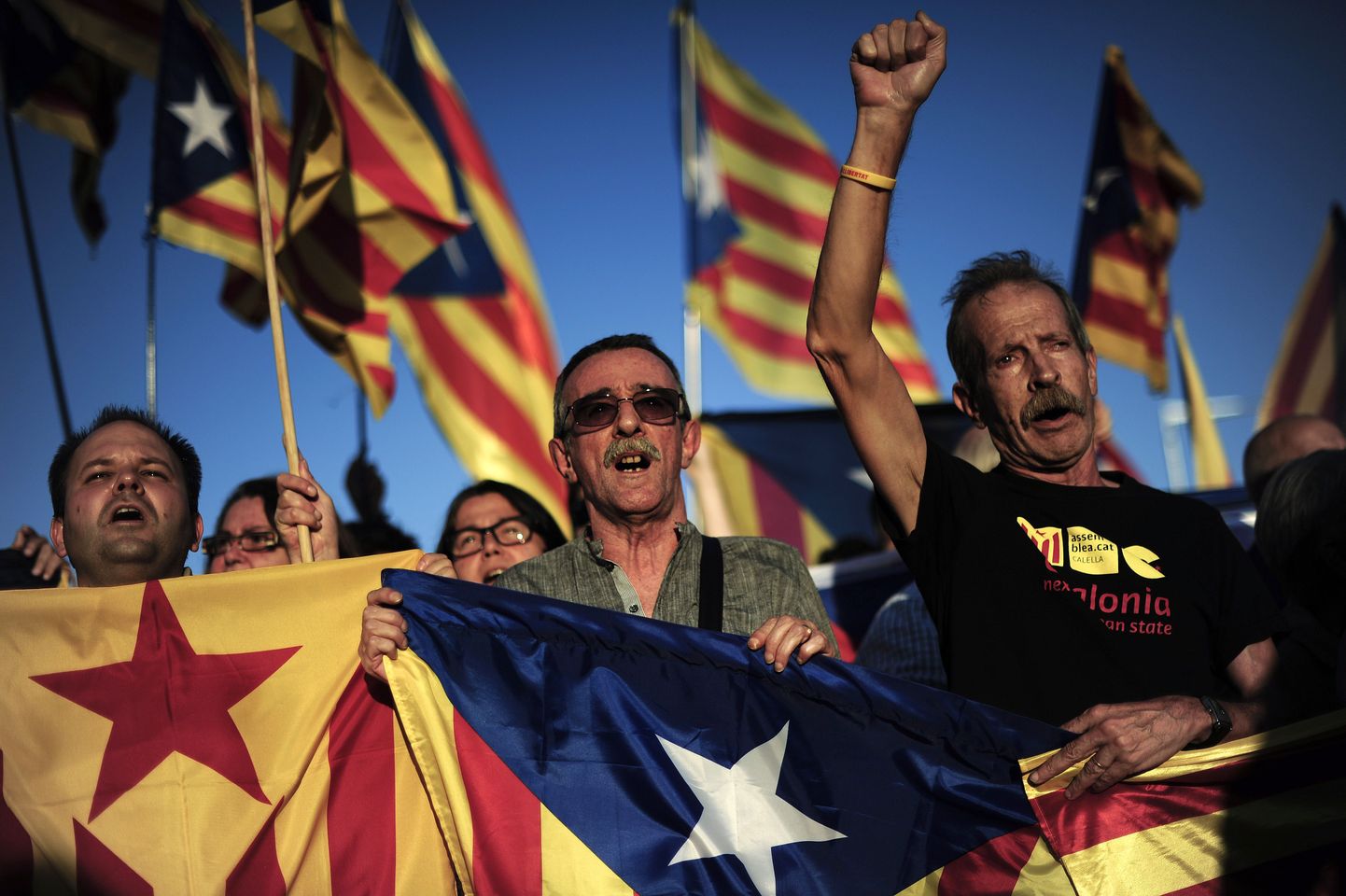 Kataloonia iseseisvust nõudvad meeleavaldajad oktoobris Barcelonas.