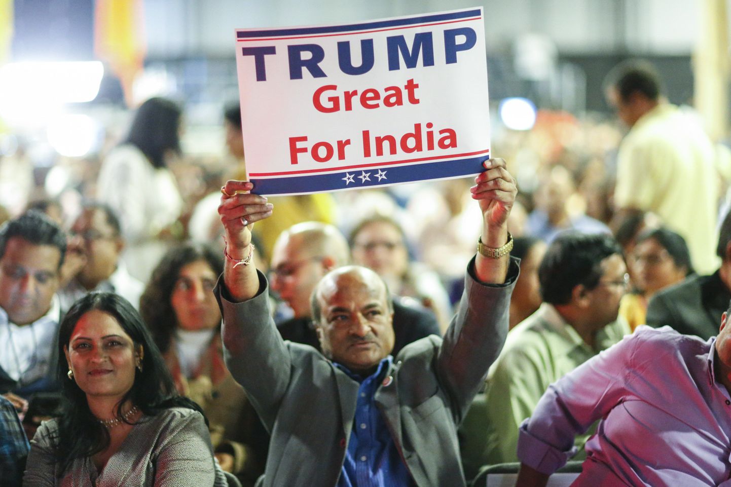 Donald Trumpi toetajad, kes on India päritolu