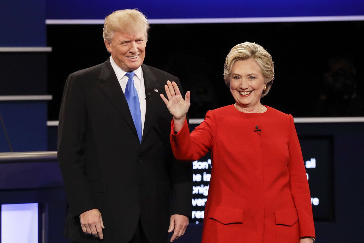 Vabariiklaste presidendikandidaat Donald Trump ja tema demokraadist rivaal Hillary Clinton esmaspäevasel teledebatil.