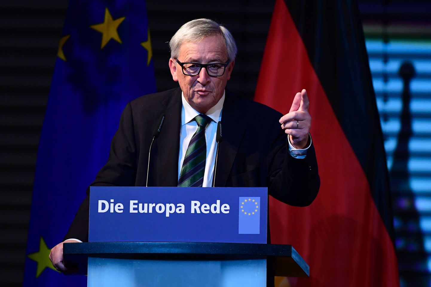 Jean-Claude Junckeri juhitud Euroopa Komisjoni hinnangul on mitme EL liikmesriigi järgmise aasta riigieelarve vastuolus ühiselt kokkulepitud eelarvepoliitikaga.