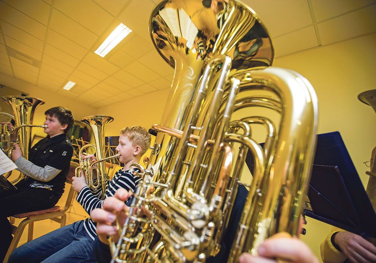 Ученики Козеской музыкальной школы уже получили инструменты, которые приобрели в рамках кампании «Каждому ребенку – свой музыкальный инструмент».