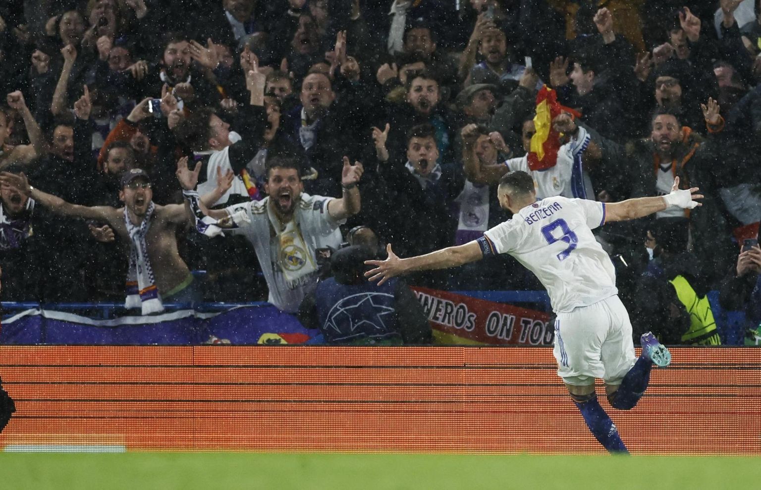 Karim Benzema on sel hooajal löönud Meistrite liigas isiklikku rekordit tähistavad 11 väravat.