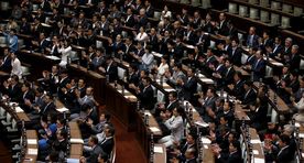 В Японии принято спорное антитеррористическое законодательство