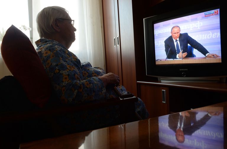 Moskva kortermaja elanik ja Putini otseülekanne.