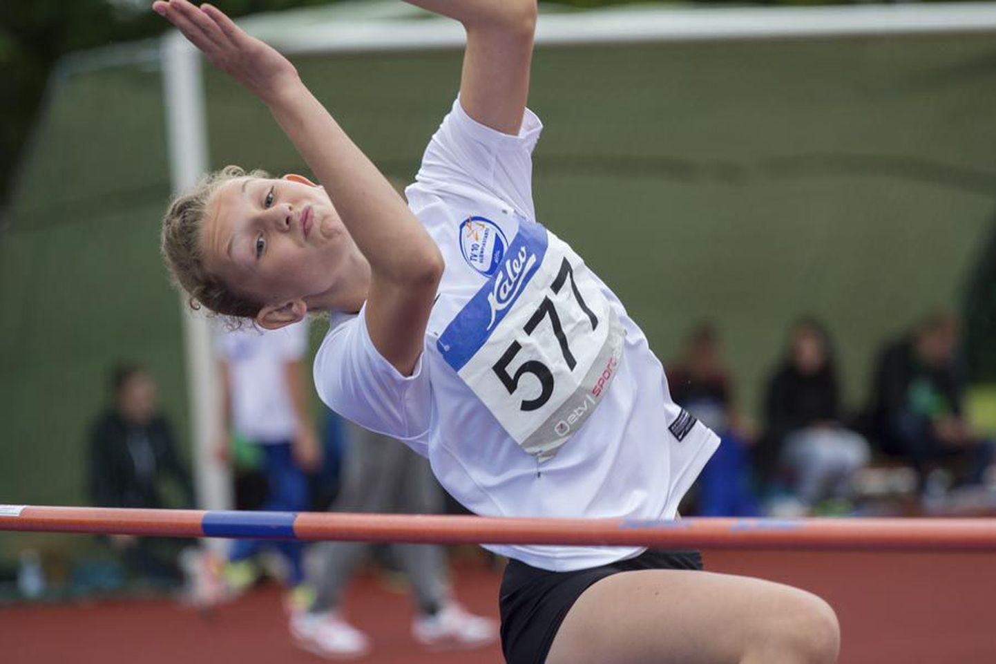 Jaanika Roosimägi oli Karksi-Nuia staadionil võidukas nooremate tüdrukute kuuevõistluses.