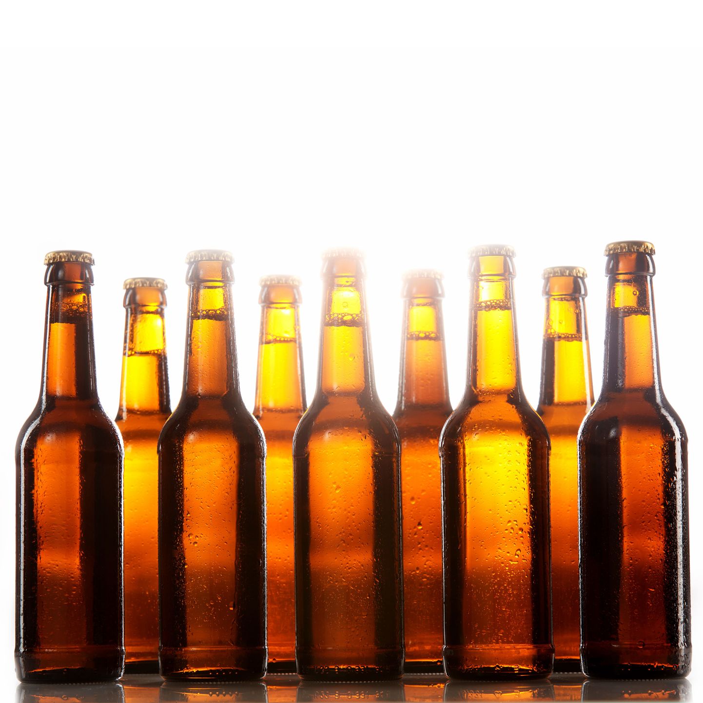 Alkoholitarbimine võib teha tervisele kahju, eriti kui kogused on suured või tehakse seda sageli.