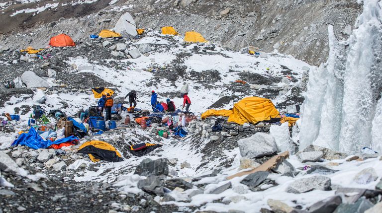 Everesti baaslaager päev pärast maavärinat. Foto: Scanpix