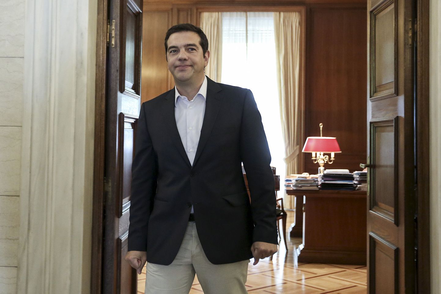 Ametistlahkuv Kreeka peaminister Alexis Tsipras