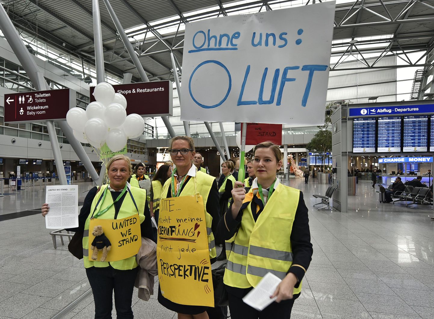 Möödunud aastal streikisid Düsseldorfis Lufthansa reisisaatjad.