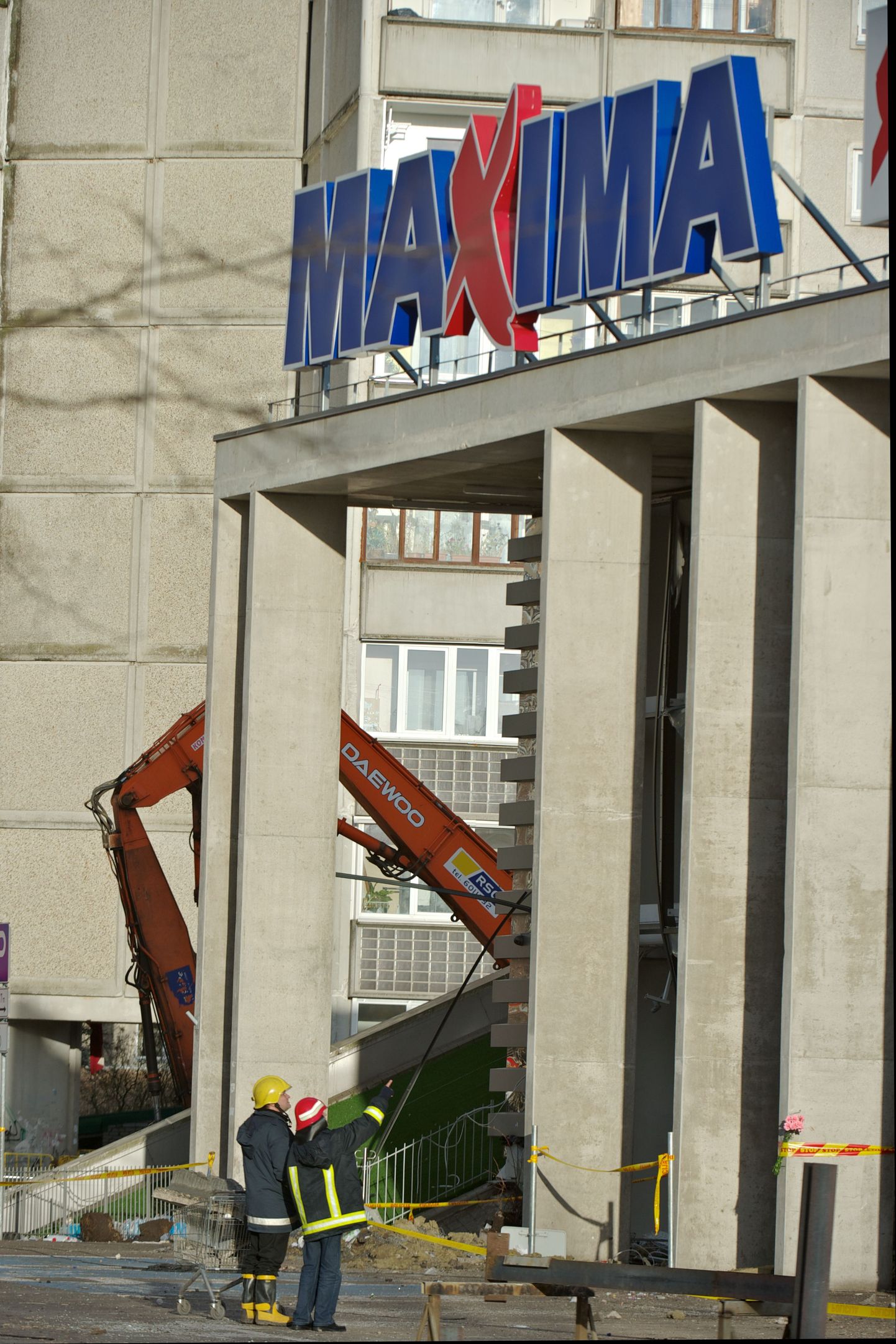 Maxima logo Riia Zolitūde mikrorajoonis asunud ostukeskusel.