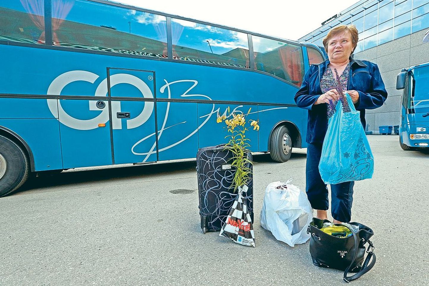 Reet Nagel astus maha veel viimaseid päevi 
Pärnu-Pikasilla-Tartu liinil sõitvast Go Busi bussist. Bussidega sõidaks ta tihedamini, kui piletihind oleks taskukohasem.