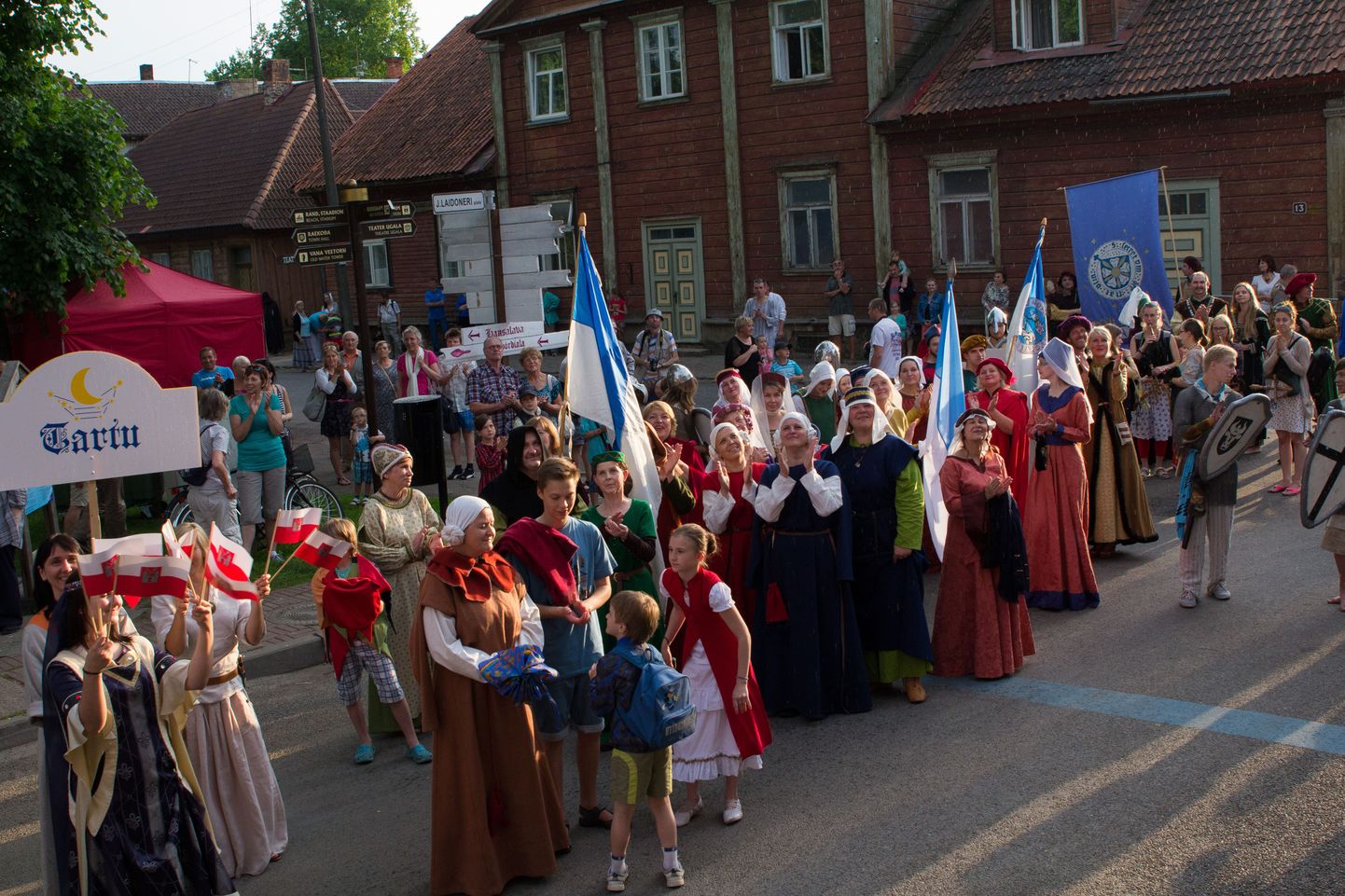 Viljandis on hansapäevi peetud igal suvel. Tänavu on need rahvusvahelised.