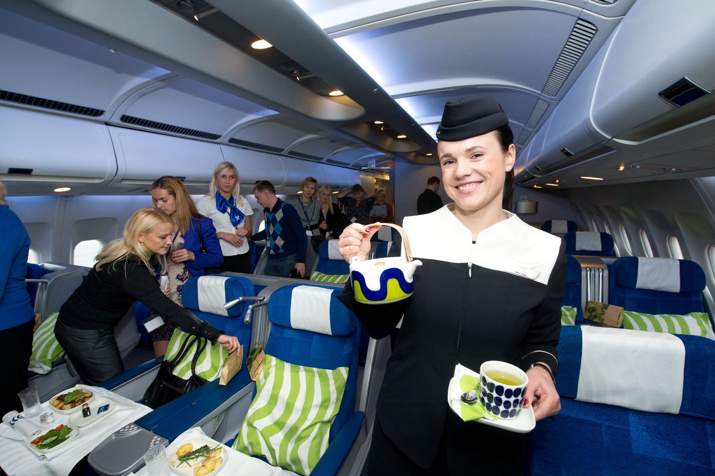 Finnair palus töötajatel ettevõttele tasuta appi tulla.
