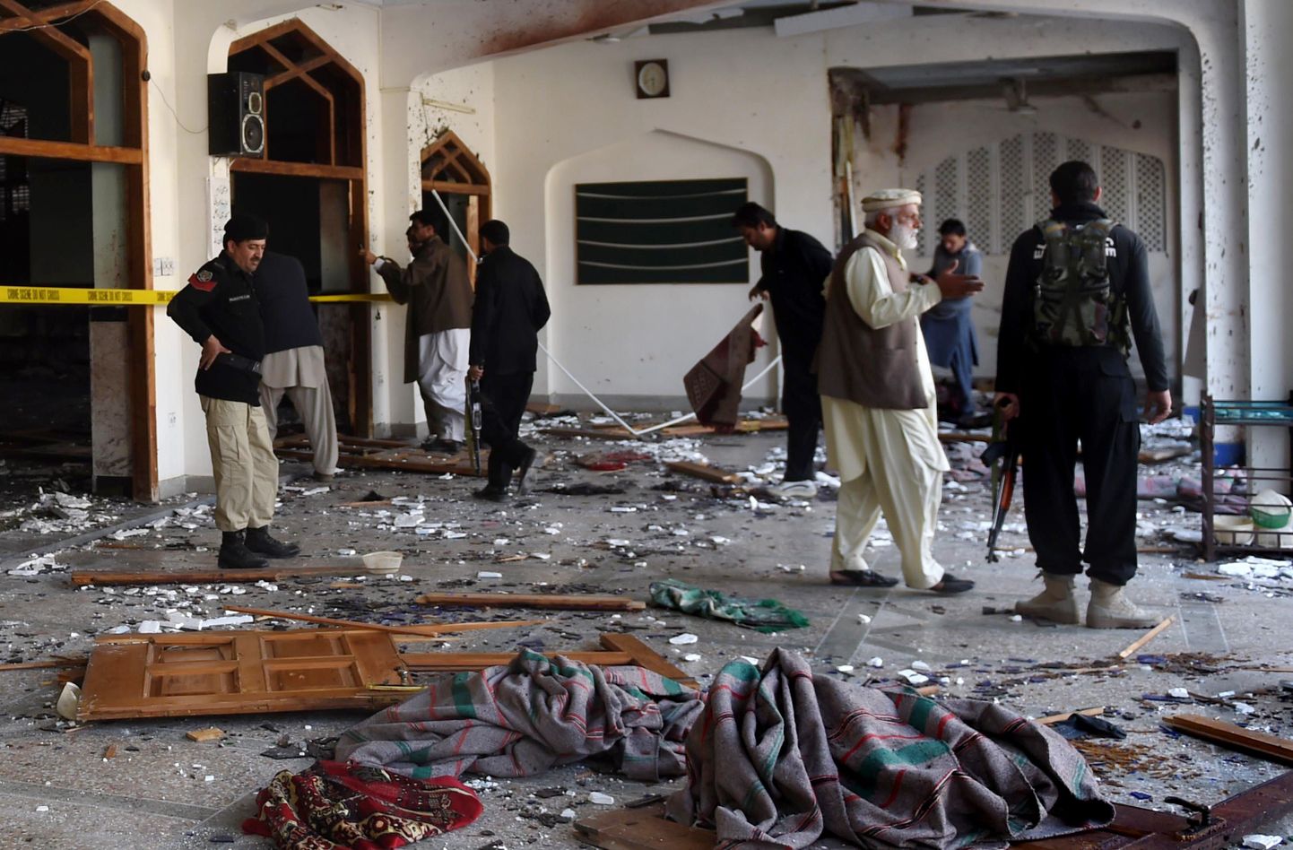Taliban ründas Pakistanis Pešawari osariigis täna šiiitide mošeed.