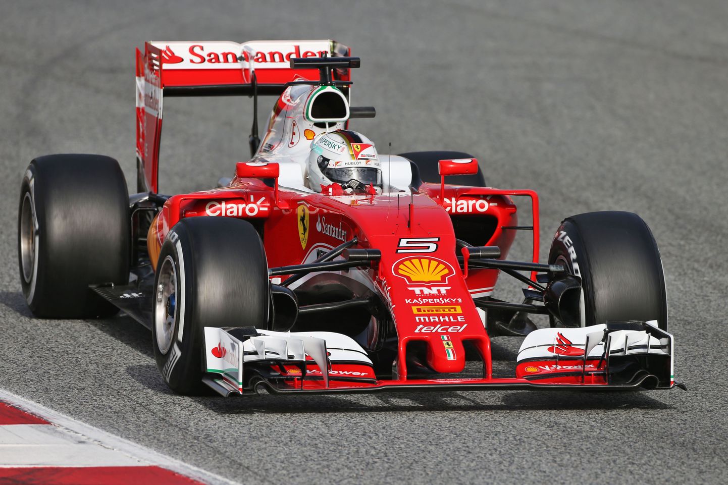 Ferrari on olnud hooajaeelsel testil seni kiire.