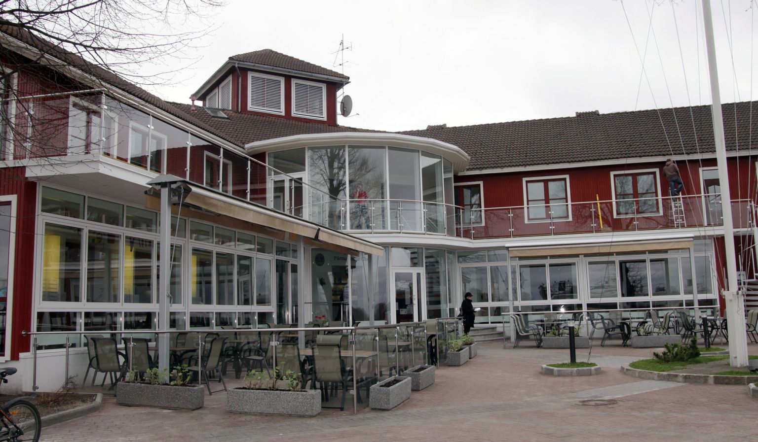 Pärnu jahtklubi hoone.